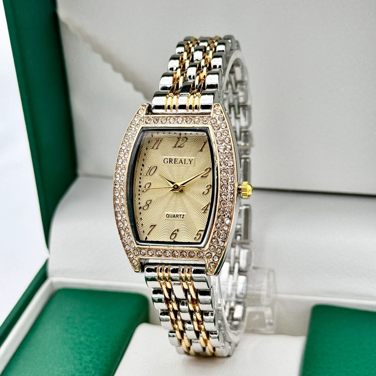 Women's Digital Analog Barrel-Shaped Quartz Watch