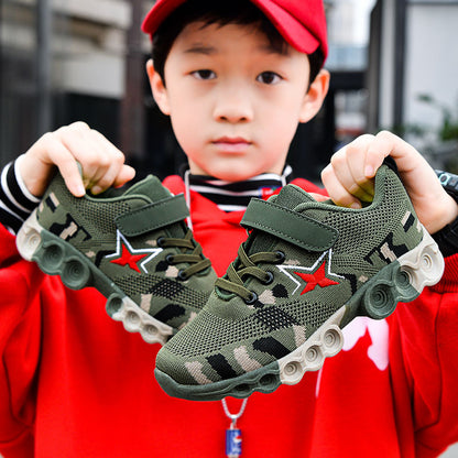 Children's athletic shoes