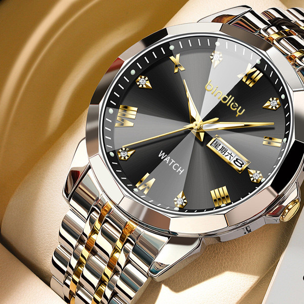 Calendar quartz watch