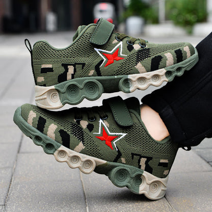 Children's athletic shoes