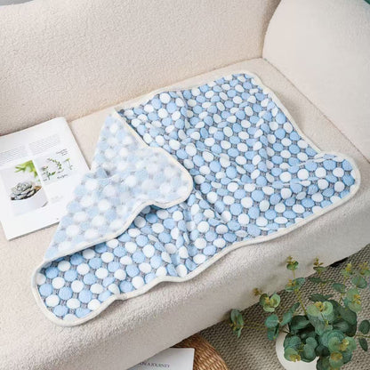 Manufacturer's Ready-Made Cat and Dog Mats, Blankets, Flannel Blankets, Four-Season Blankets, Pet Comfort and Warmth, Autumn and Winter Coral Velvet