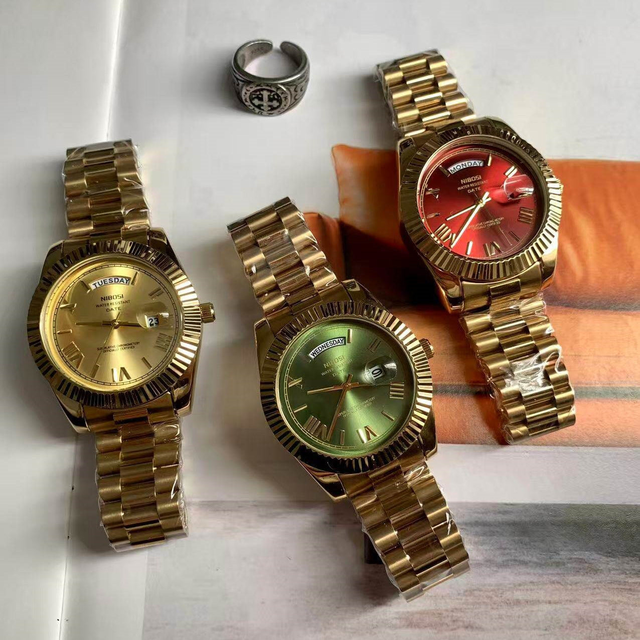 Classic Retro Calendar Watch