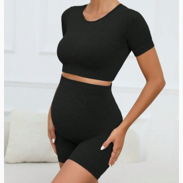 Pregnant woman yoga suit