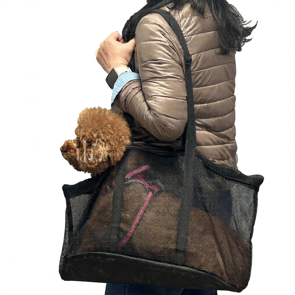 Pet travel bag for dogs and cats