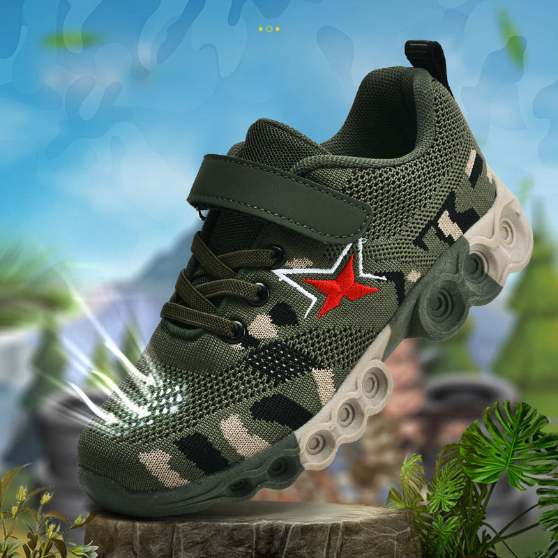 Children's athletic shoes