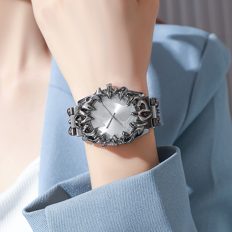 Retro Claw Eye Men Watch