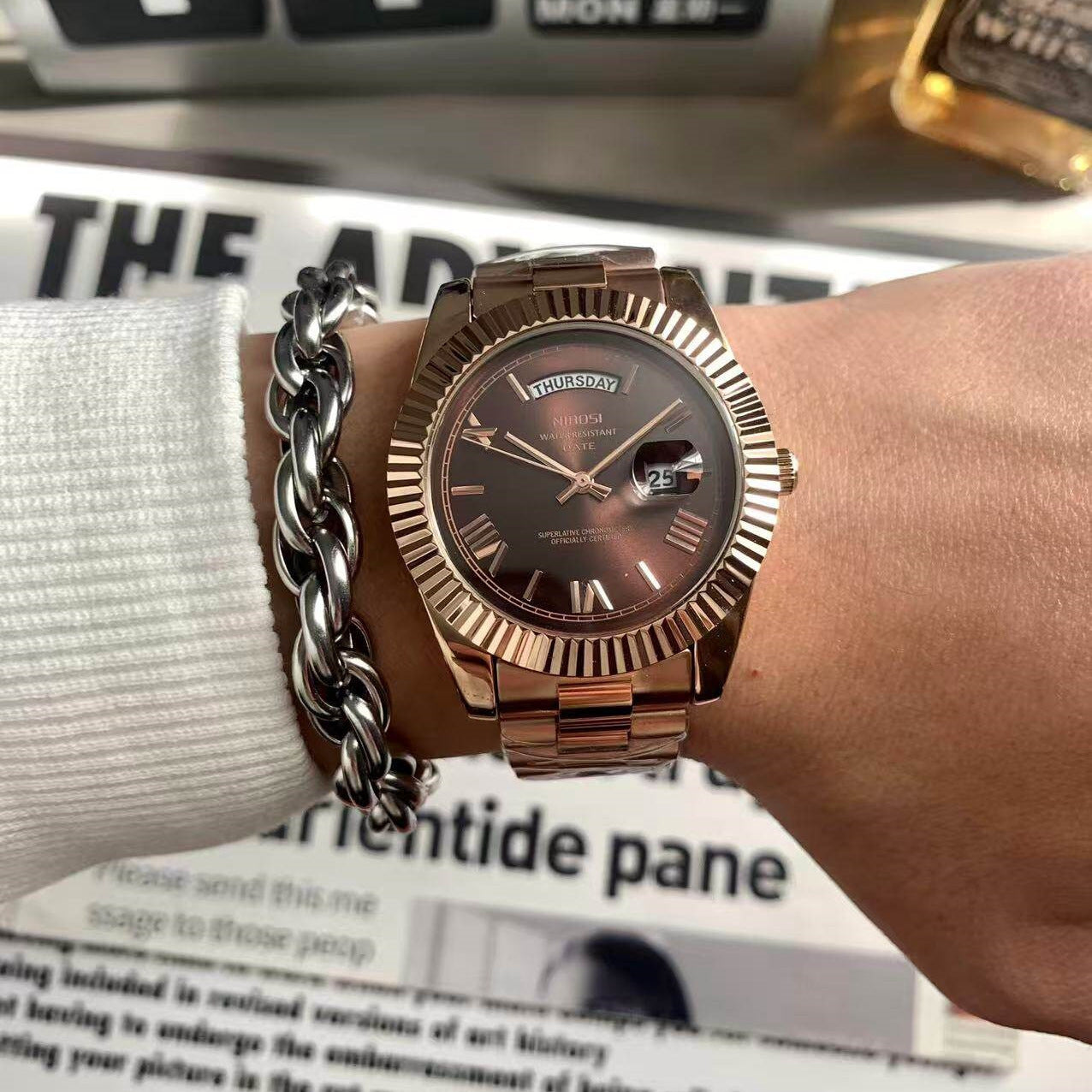 Classic Retro Calendar Watch