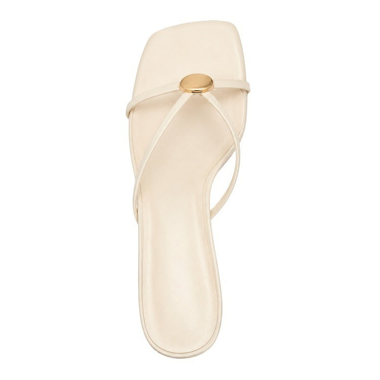 High-heeled flip-flops